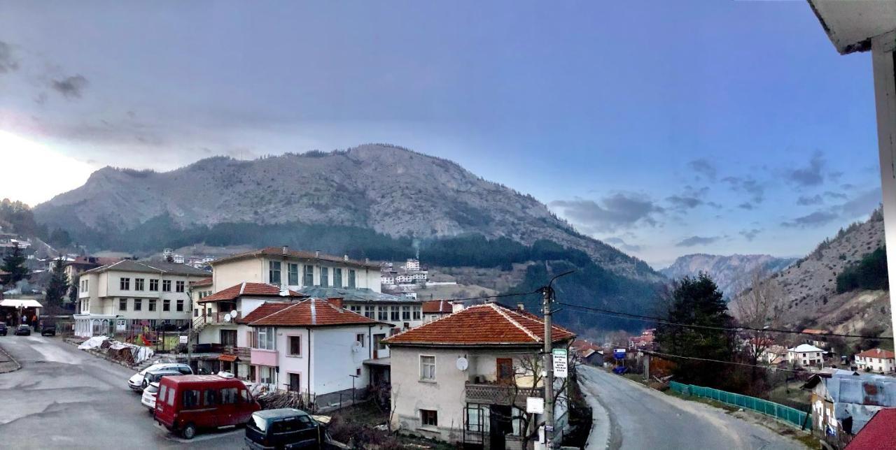 Ferienwohnung Приключение В Триград Exterior foto
